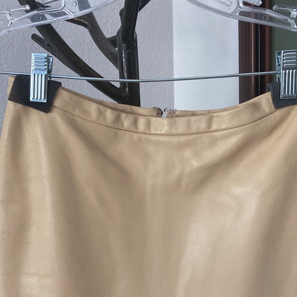 Vintage Ardeche Leather Skirt Lamb Skin Size 6 - Picture 2 of 9